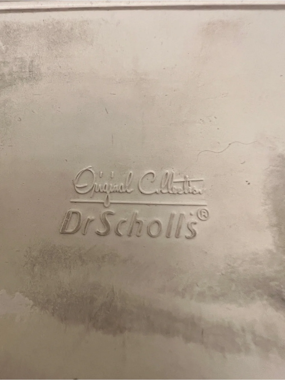 DR. SCHOLL’s white sandals 9